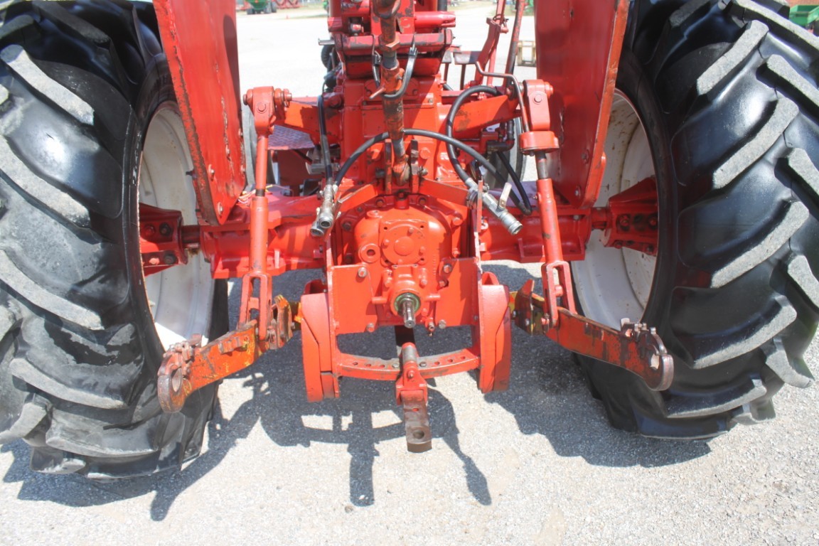 Cockshutt 1850 2wd tractor, diesel - Image 14