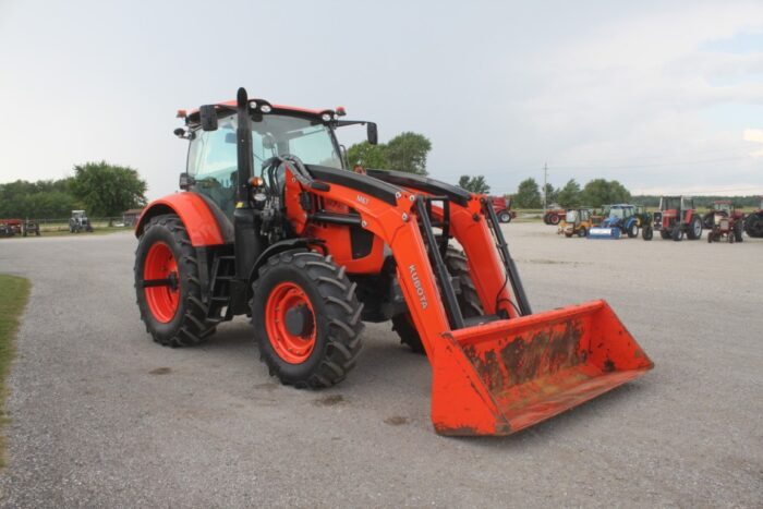Kubota M7-152D-PS 4wd tractor, cab, air, powershift, M67 loader - Image 3