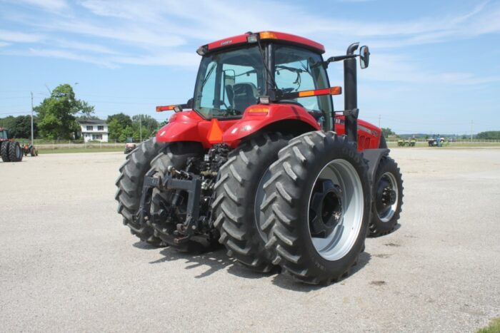 Case/Int 210 Magnum 4wd tractor, powershift, 480/80R46 axle duals, 4 remotes, 2698 hours, very clean - Image 6