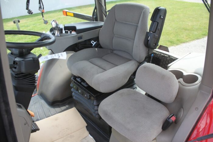 Case/Int 210 Magnum 4wd tractor, powershift, 480/80R46 axle duals, 4 remotes, 2698 hours, very clean - Image 24