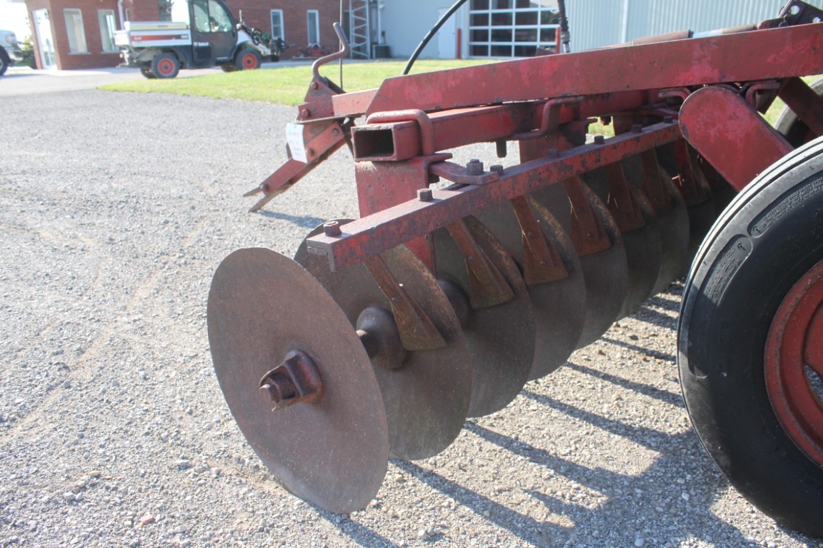 Int 370 11' wheel disc, hydraulic cylinder - Image 8