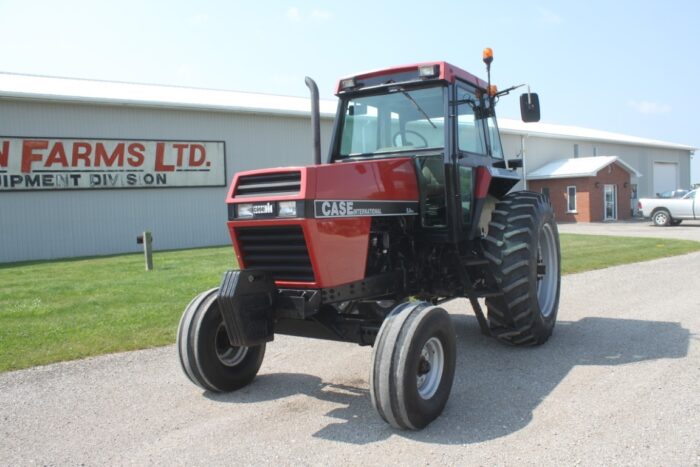 Case/Int 2096 2wd tractor, cab, air, powershift - Image 2