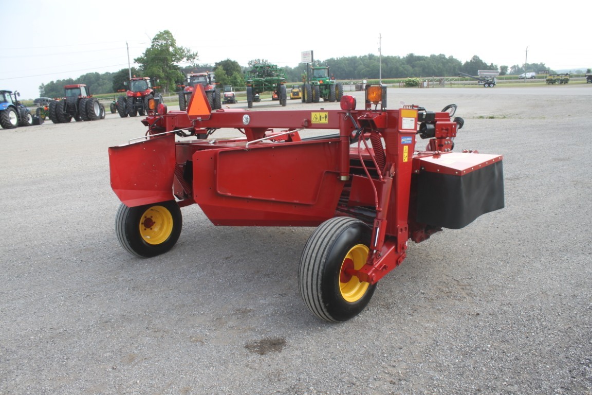 NH H7230 10'4" discbine, 2pth, steel crimping rolls - Image 6