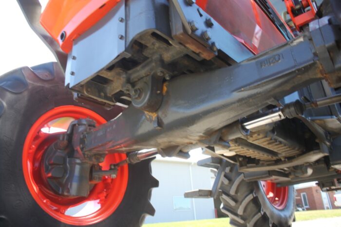 Kubota M120DTC 4wd, cab, air, M960 SL loader, 3690 hours - Image 18