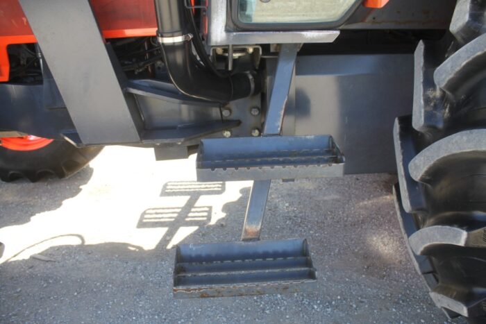 Kubota M120DTC 4wd, cab, air, M960 SL loader, 3690 hours - Image 19