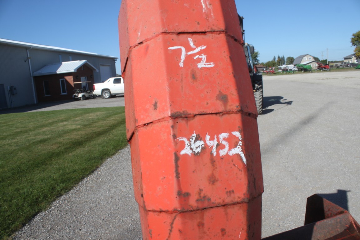 Hagedorn 7' single auger snow blower, hydraulic turn, made in Canada - Image 8