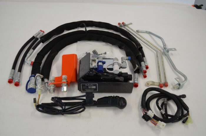 一 Kubota B7302 third function for compact tractor, cab model, 7J056-94000