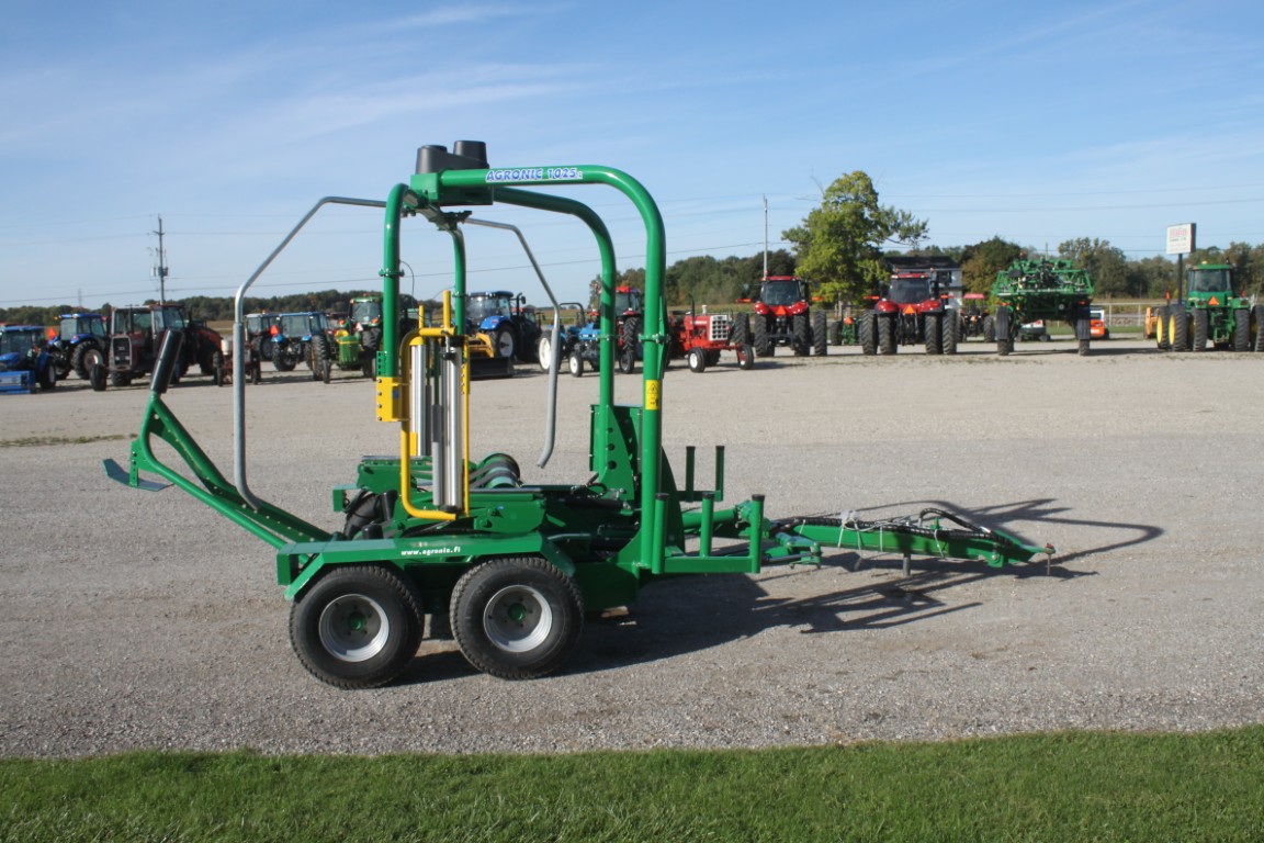 Agronic bale wrapper- automatic with twin satellite dispensers....new - Image 5