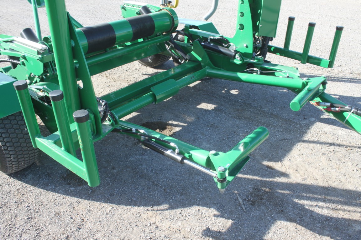 Agronic bale wrapper- automatic with twin satellite dispensers....new - Image 16