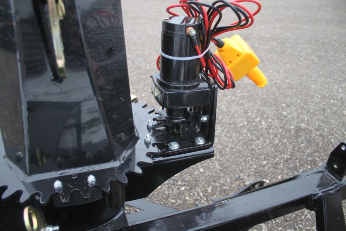 Walco Renegade 68" snowblower, electric rotar kit - Image 7