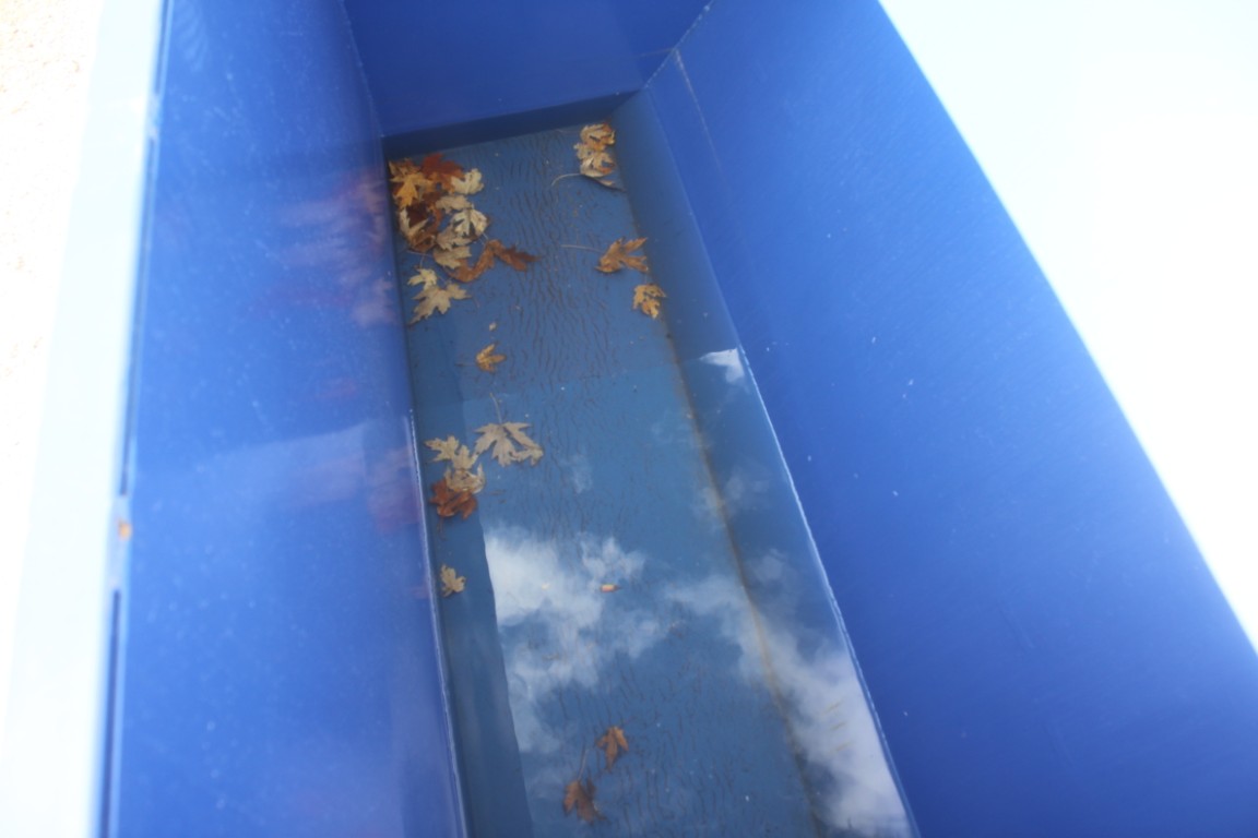 1.5 cu yard self dumping hopper - Image 5