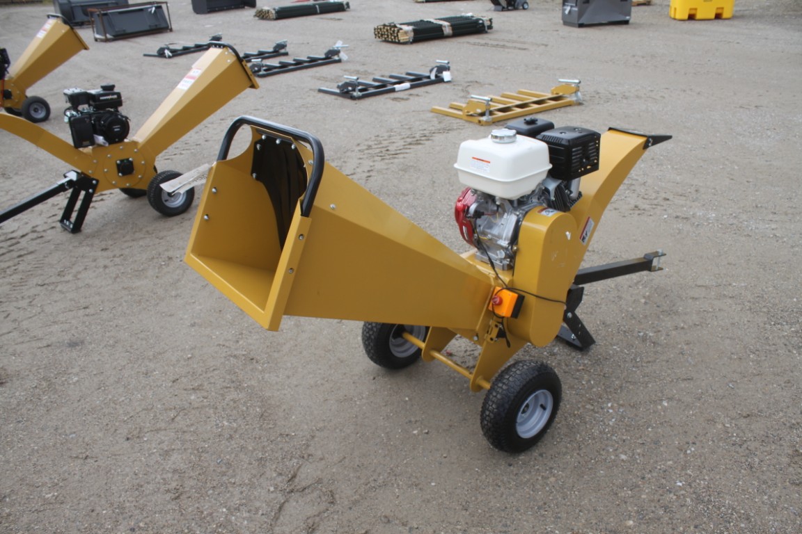 wood chipper, trailer mounted, Honda gas engine - Image 3