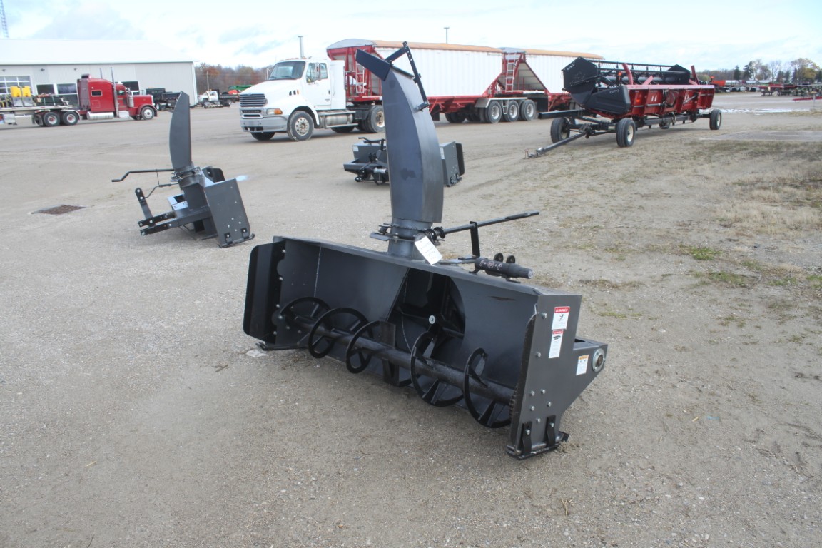 3pth, 6' snowblower, manual hood turn, 540 pto, shaft in shop - Image 3