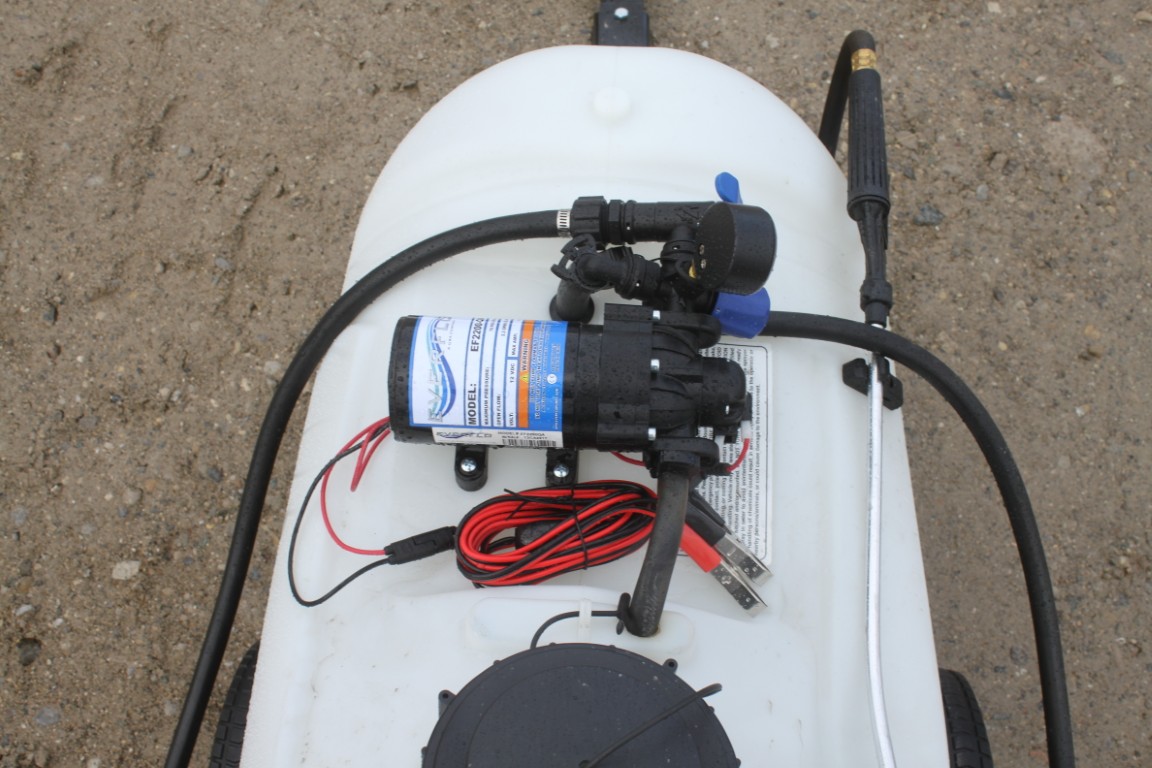 15 gal trail lawn sprayer with electric motor and pump, hand wand - Image 5