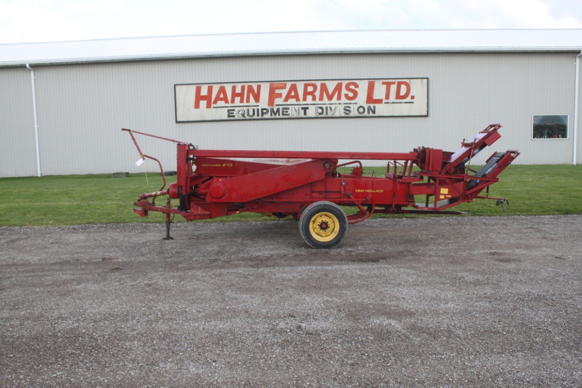 New Holland 273 small square baler, thrower, made in the USA
