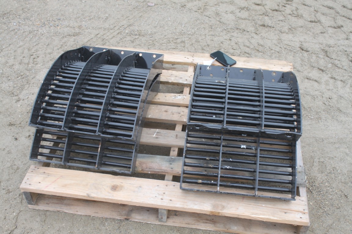 CIH Flagship round bar concaves, 1 set - Image 3