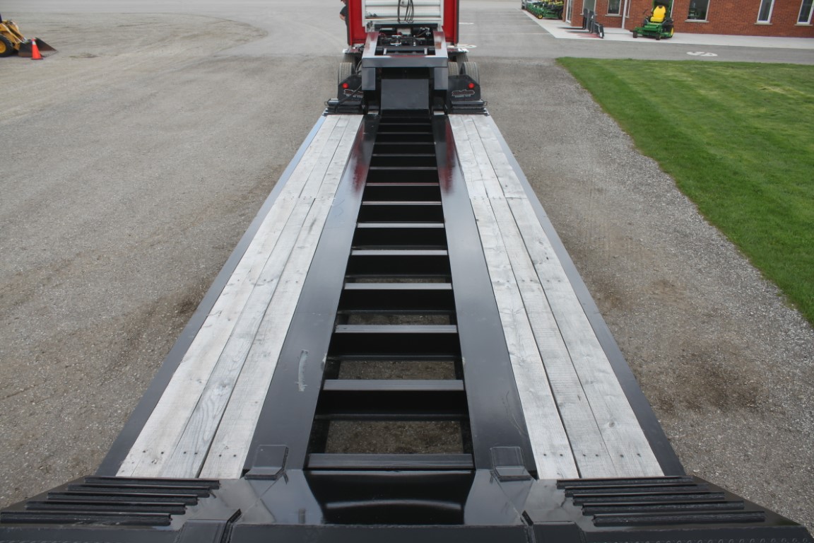 Witzco NGB-35 hydraulic detachable trailer - Image 10