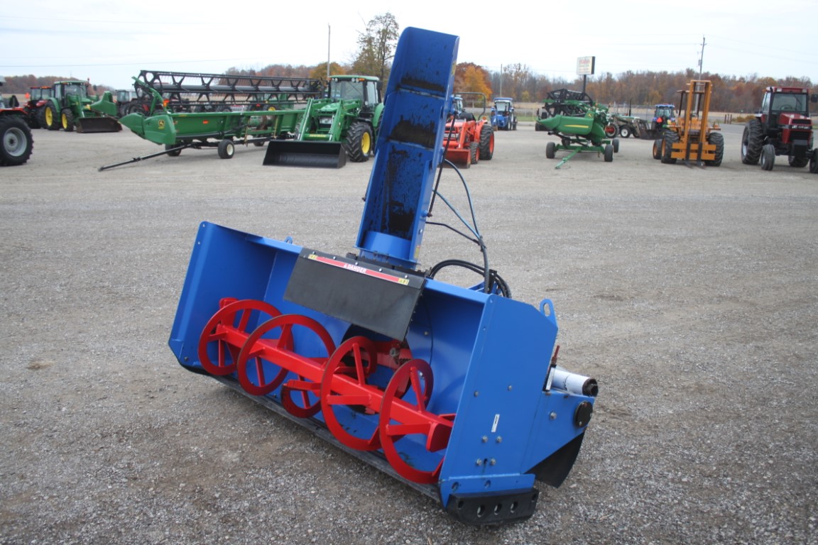 Agri Metal MS 2682 7' snowblower, hydraulic turn, hydraulic deflector, poly anti-scratch cutting edge - Image 5