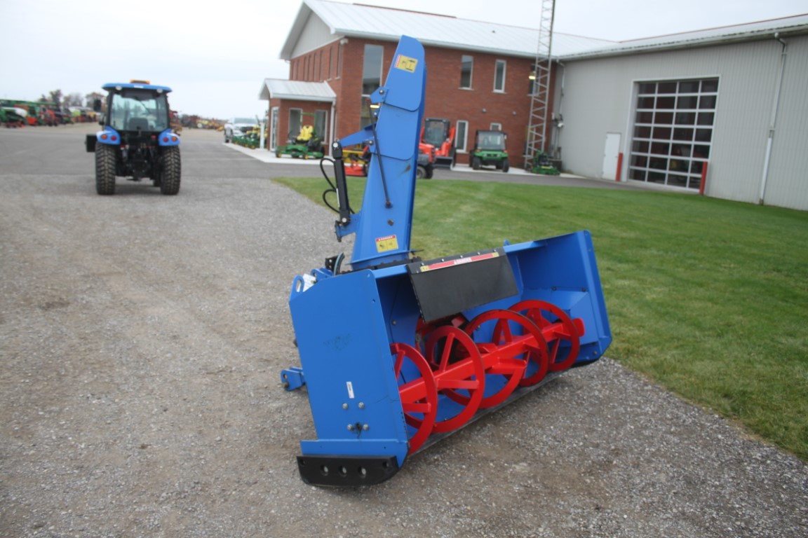 Agri Metal MS 2682 7' snowblower, hydraulic turn, hydraulic deflector, poly anti-scratch cutting edge - Image 6