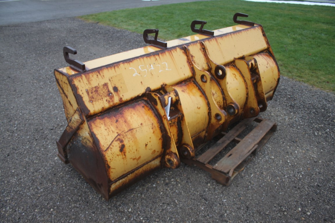 Caterpillar 7' material bucket - Image 3