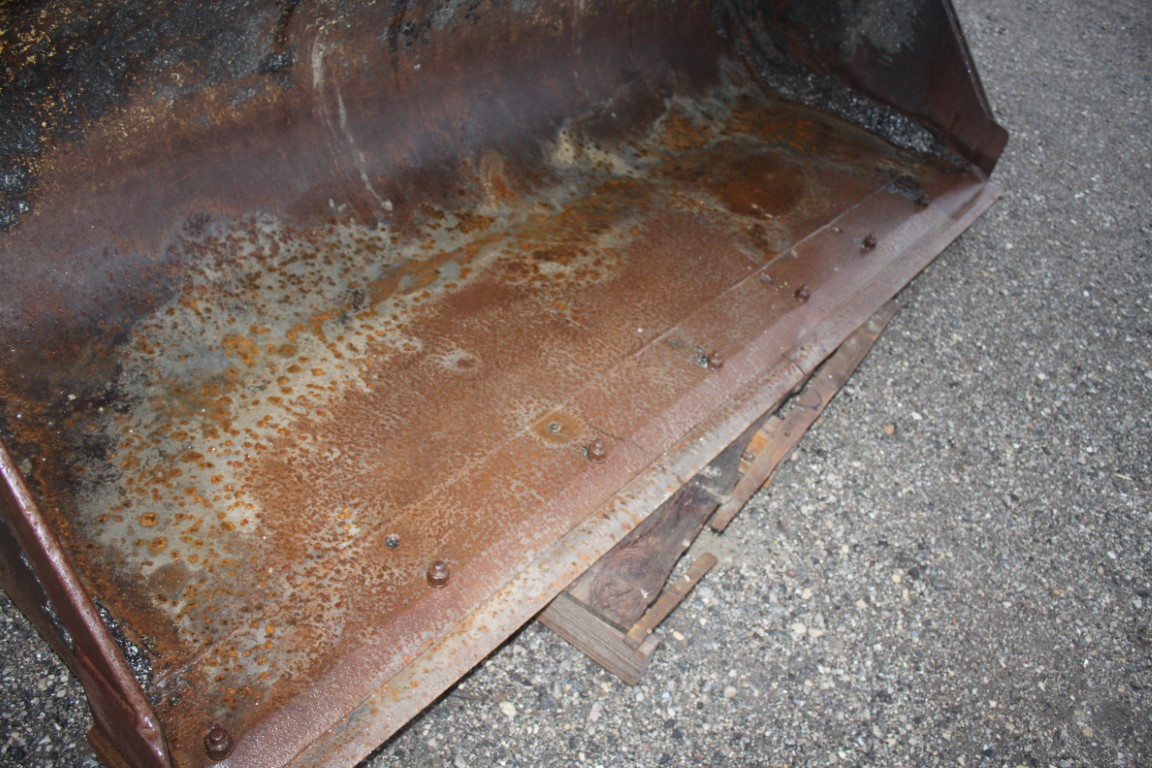 Caterpillar 7' material bucket - Image 6