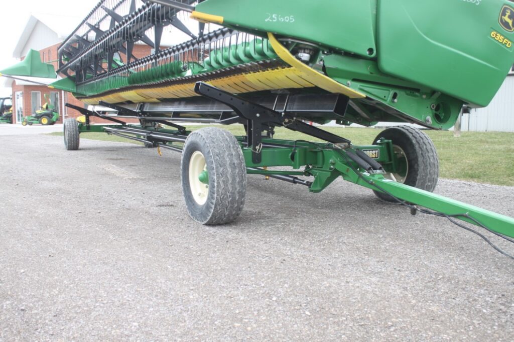 Machine Wheel Image Header Horst AWS 35 4wheel steer header wagon, 35′ – Hahn Farms Ltd.