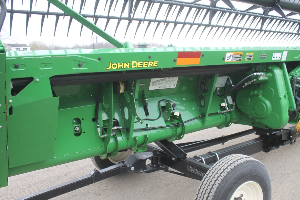 JD RD30F 30' flex draper, dual drive knife, low acres, spare knife - Image 10