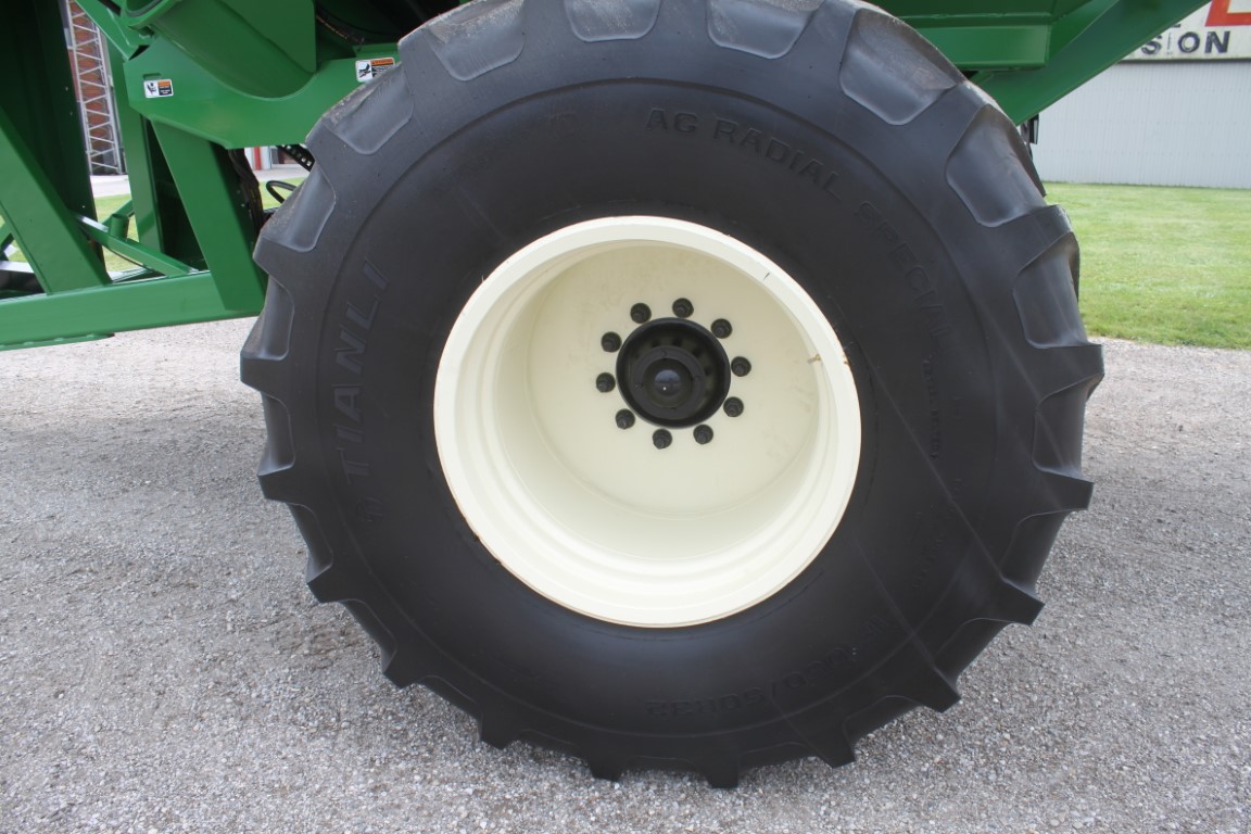 Kilbros 1035 grain cart, tarp, hyd. Deflector, scales, 410 Digistar display - Image 11