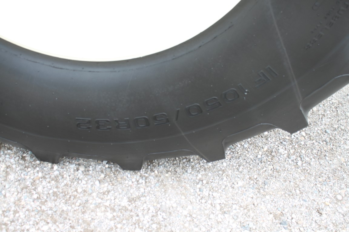 Kilbros 1035 grain cart, tarp, hyd. Deflector, scales, 410 Digistar display - Image 12