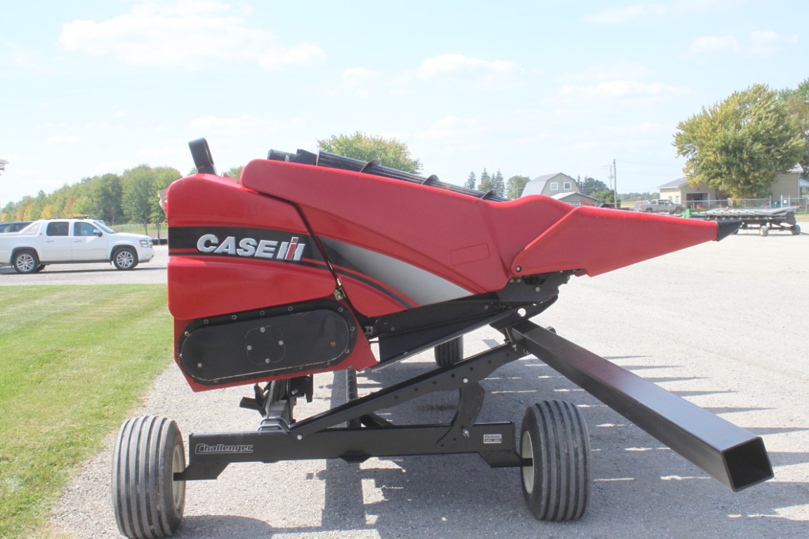 Case/Int 4208 8 row chopping corn head, knife rolls, hyd deck plates, Flagship hook up - Image 3