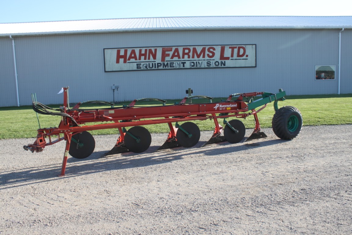 Kverneland BB115 4 furrow plow, vari-width, auto rest, semi mount