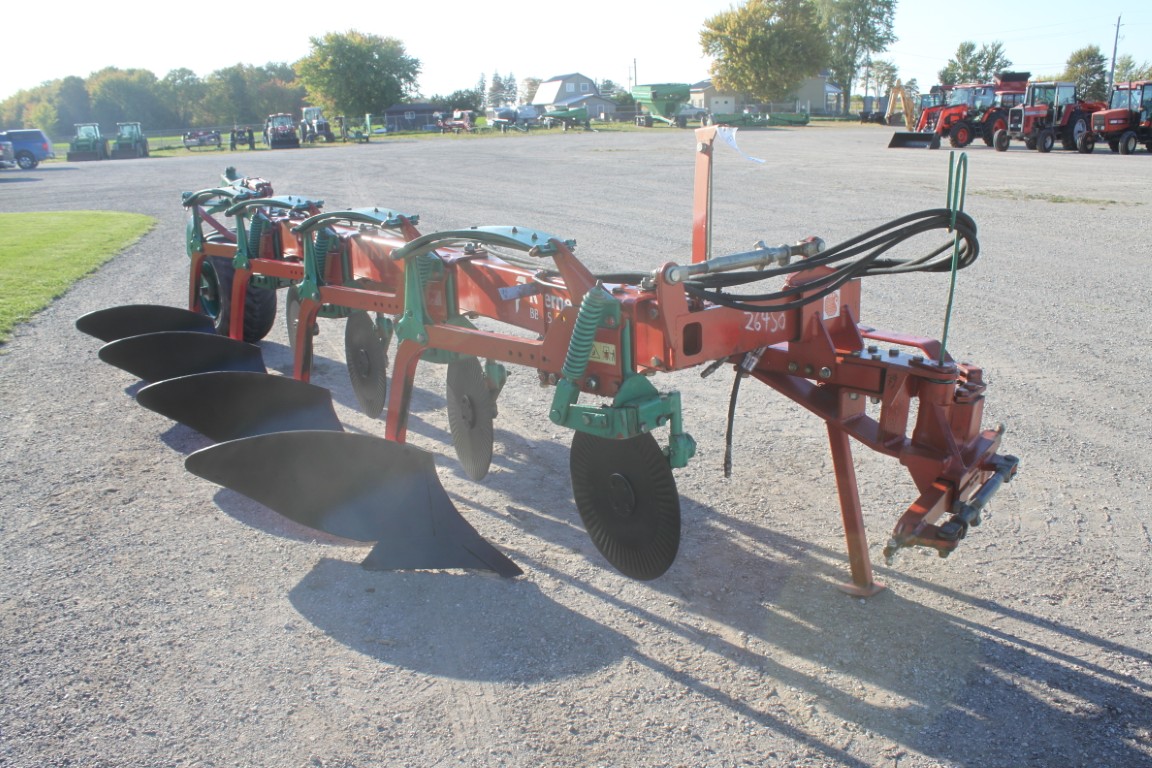Kverneland BB115 4 furrow plow, vari-width, auto rest, semi mount - Image 3