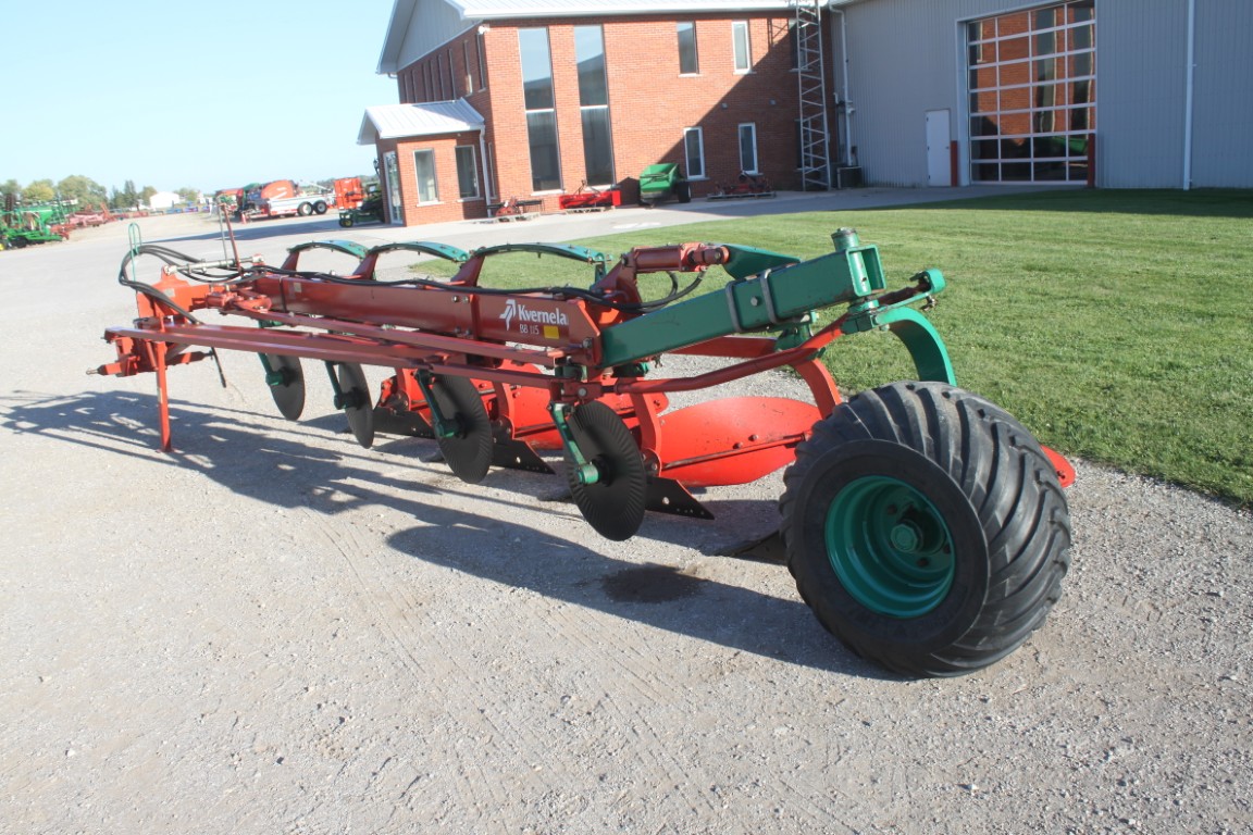 Kverneland BB115 4 furrow plow, vari-width, auto rest, semi mount - Image 6