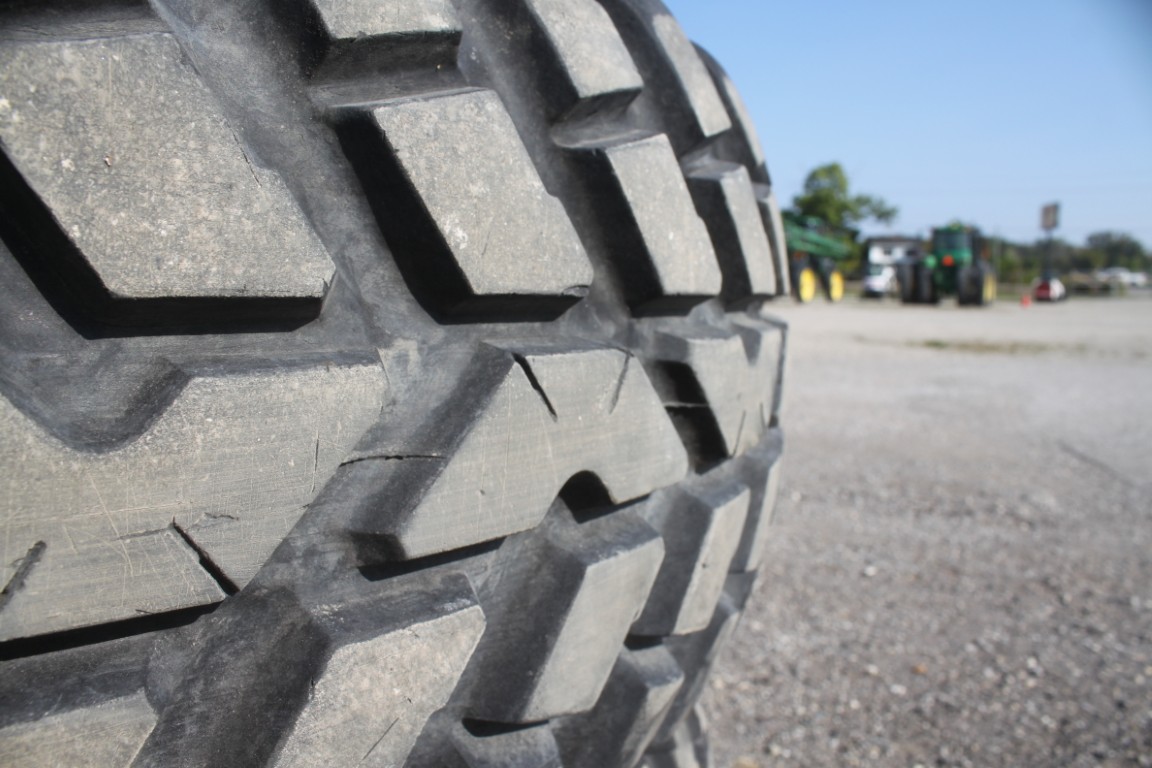 Nokian TRI 2 360/80R-24 tires on Kubota 8 bolt rim - Image 4