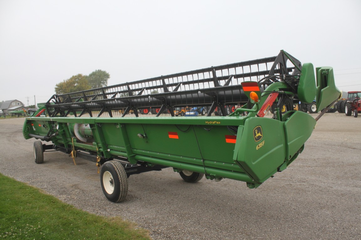 JD 635F 35' flex head, full finger auger, single point - Image 4