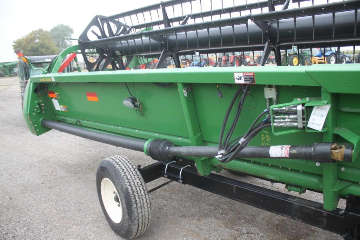 JD 635F 35' flex head, full finger auger, single point - Image 14