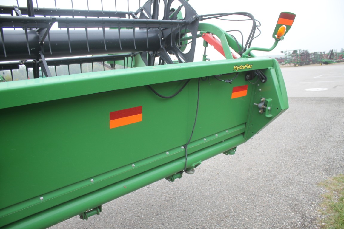 JD 635F 35' flex head, full finger auger, single point - Image 17