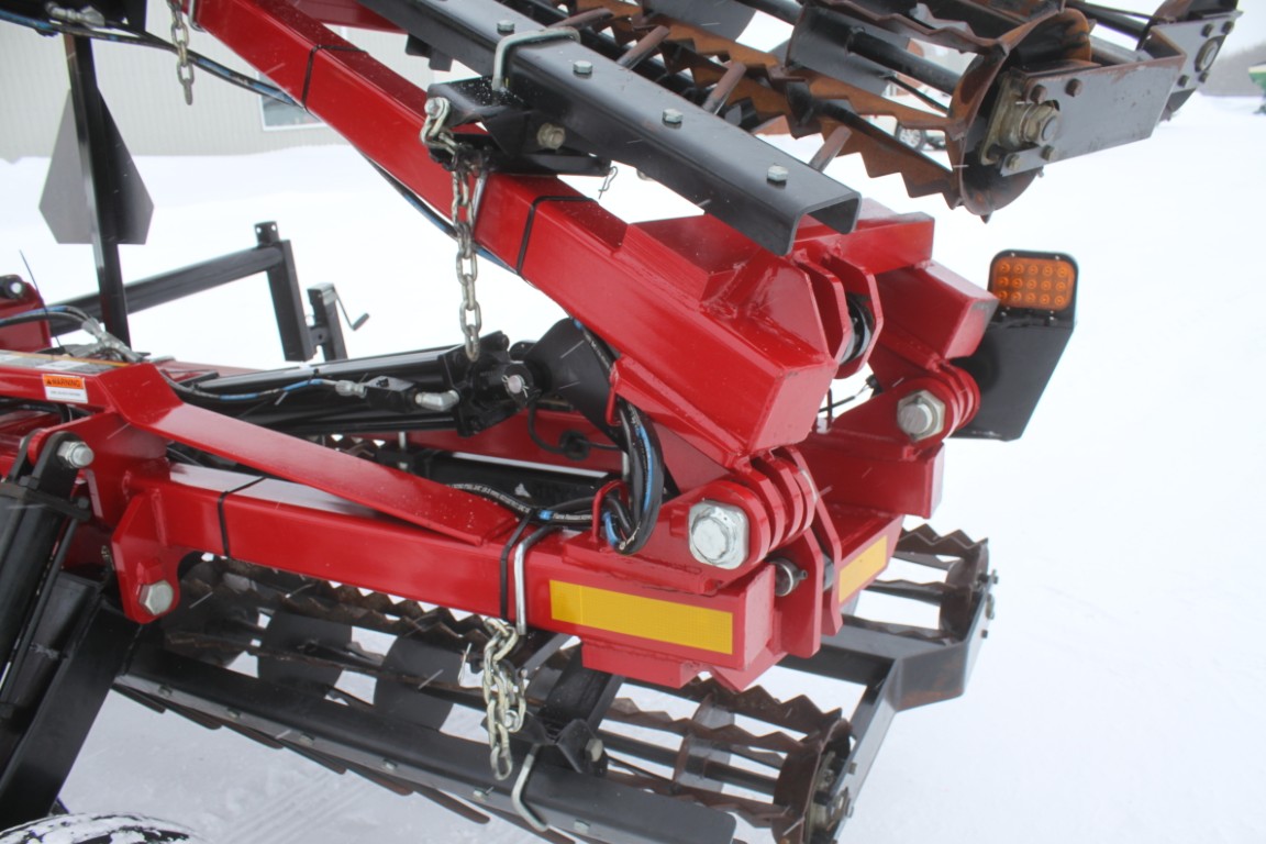 J& M TF215 38' crumbler, double rolling basket, buster bar - Image 11