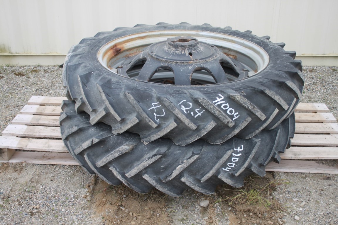 12.4x42 bais R&P axle main at 70%, cast center with 8 clamps - Image 4