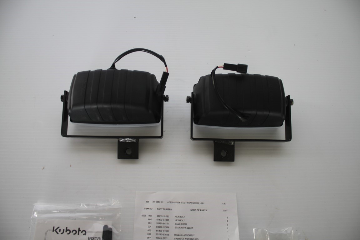 一 Kubota rear work light kit (6C230-97601) for Kubota Tractor B2230 / B2530 / B3000 / B3030 (CAB Type) - Image 3
