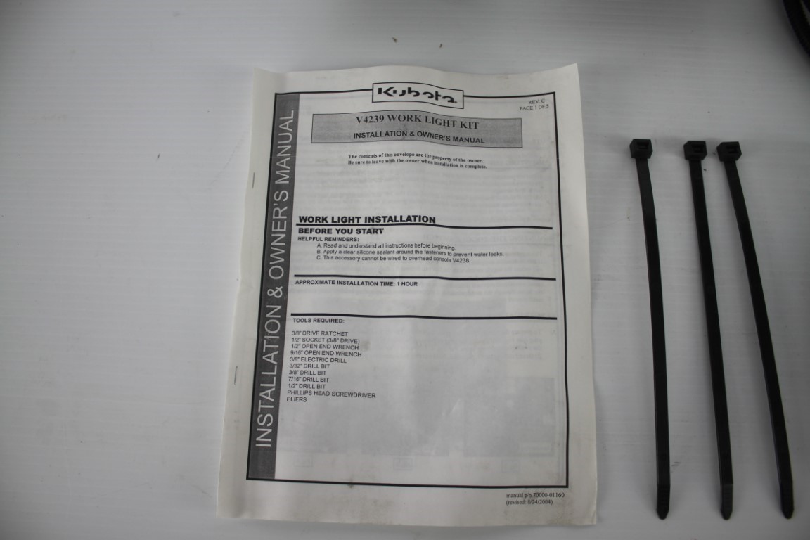 一 Kubota work light kit for metal top or cab, part number V4239 - Image 5