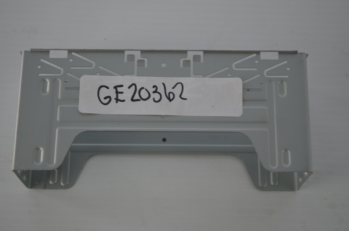 一 radio housing, part number GE20362 - Image 3