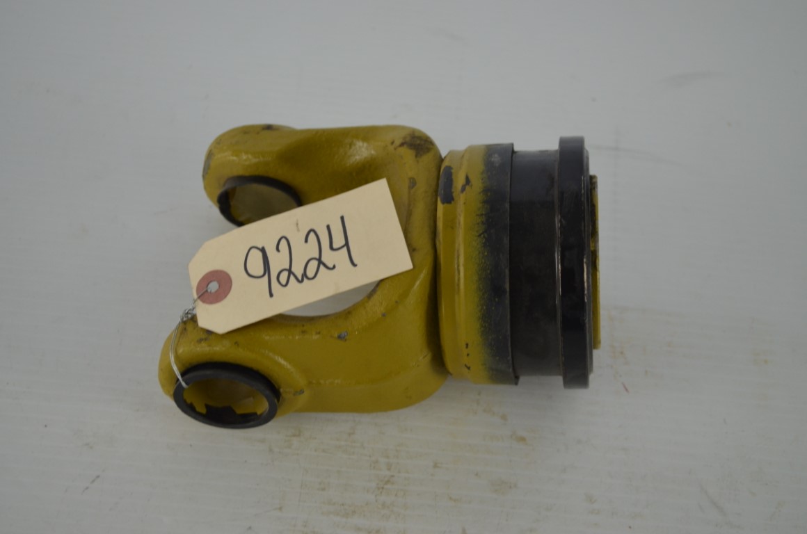 一 Pronovost large 1000 pto yoke, part number 9224 - Image 4