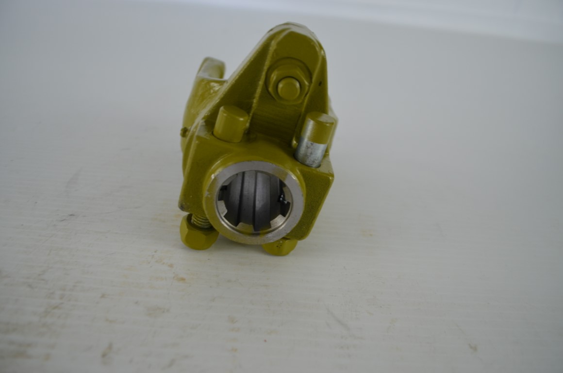 一 540 shear pin yoke, part number MT6SB2 - Image 4