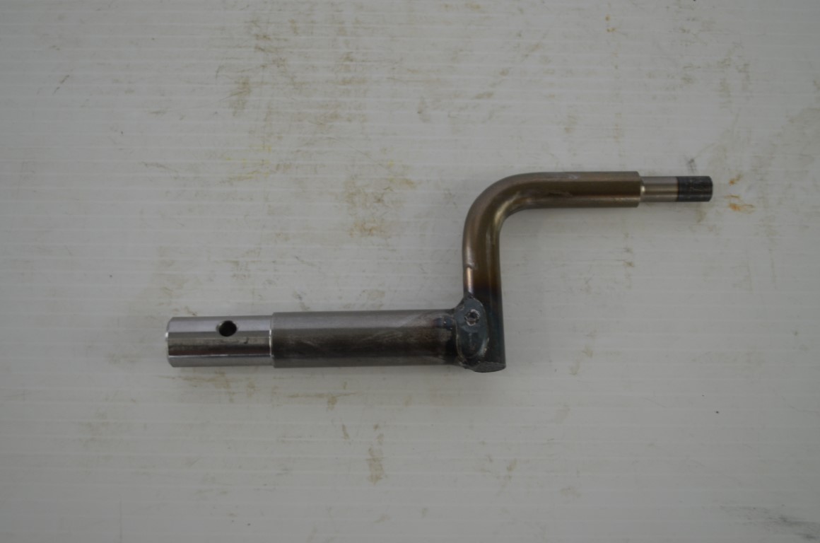 一 Kubota shift lever, part number TD170-15180 - Image 3