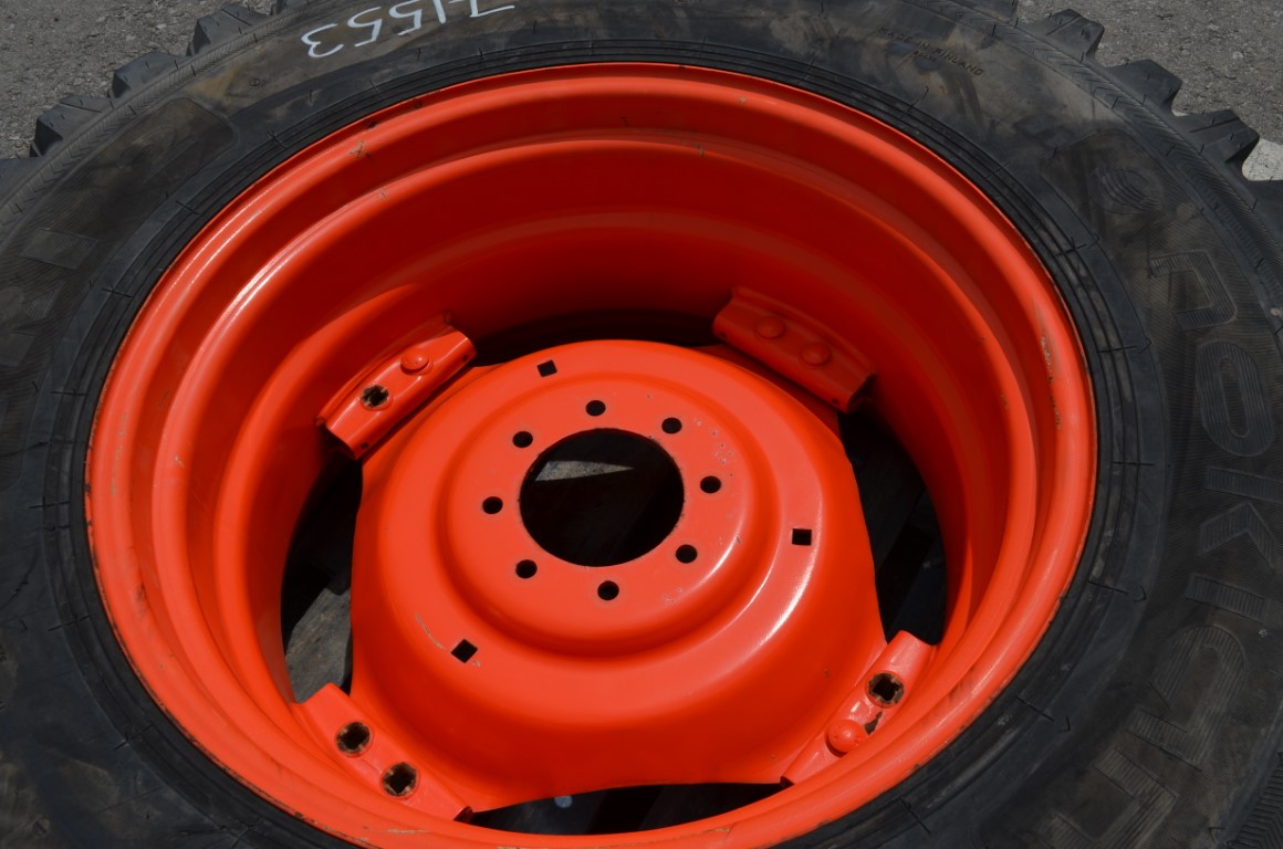 Nokian single 440/80R30 tire, used, part number RNM85RRAP15 - Image 5