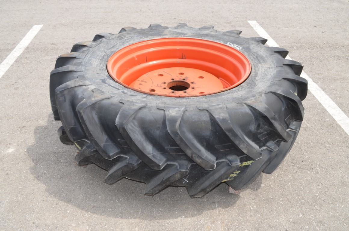 Michelin single 18.4R34 Agribib tire and on Kubota rim, cast center - Image 3