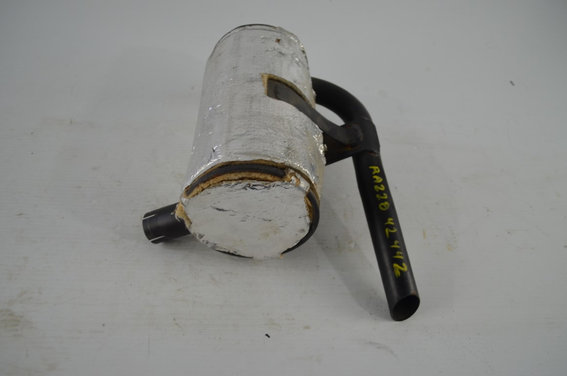 一 Kubota muffler, part number RA228-42442 (fits Kubota U15, U17) - Image 4