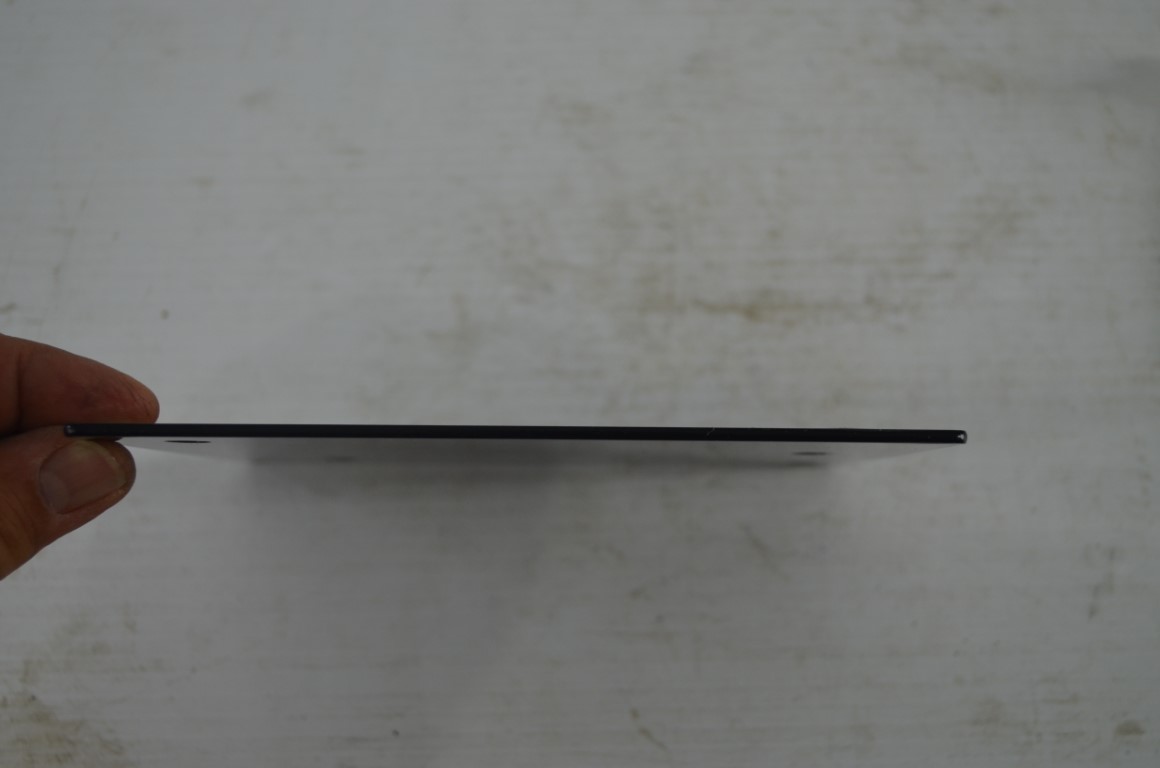 一 Kubota fender extensions, part number M6939 - Image 4