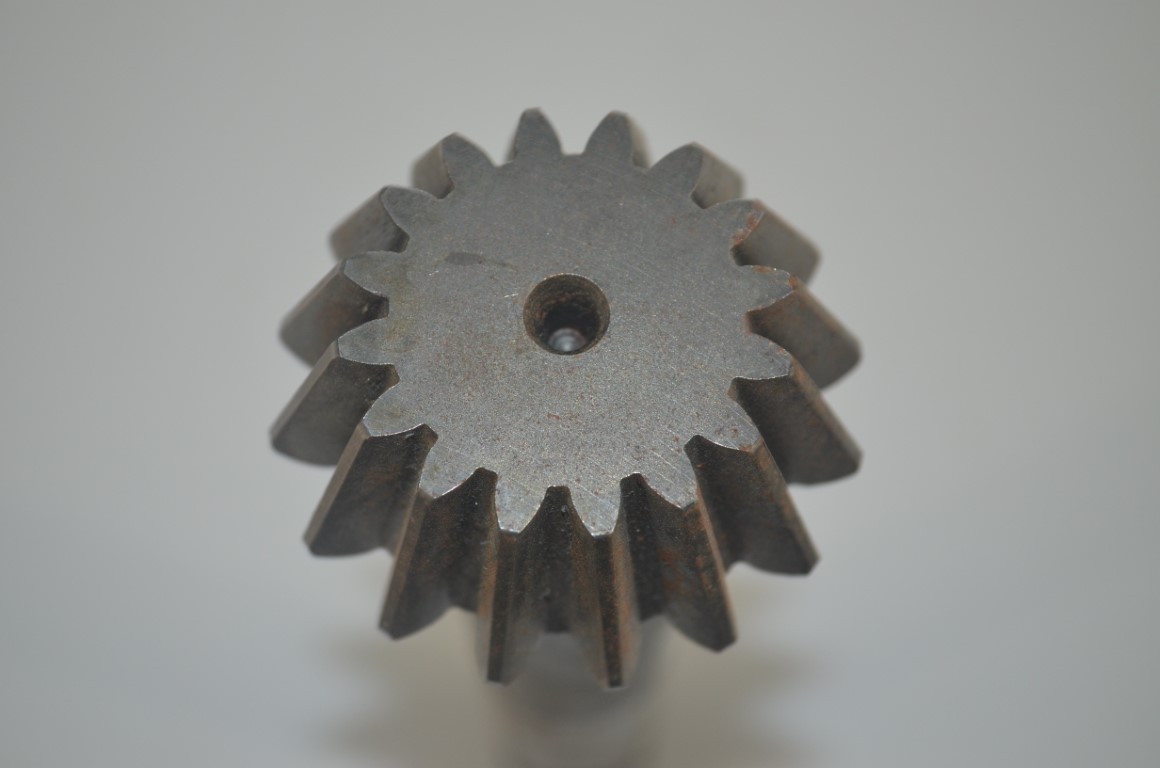 一 Kverneland pinion 540 shaft, part number VNB3868602 - Image 3